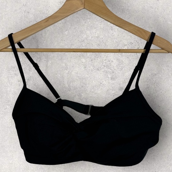 Athleta Hampton Bra Cup Bikini Top Black Size 38 B / C Swimsuit Beach Swim NWT - Picture 5 of 16